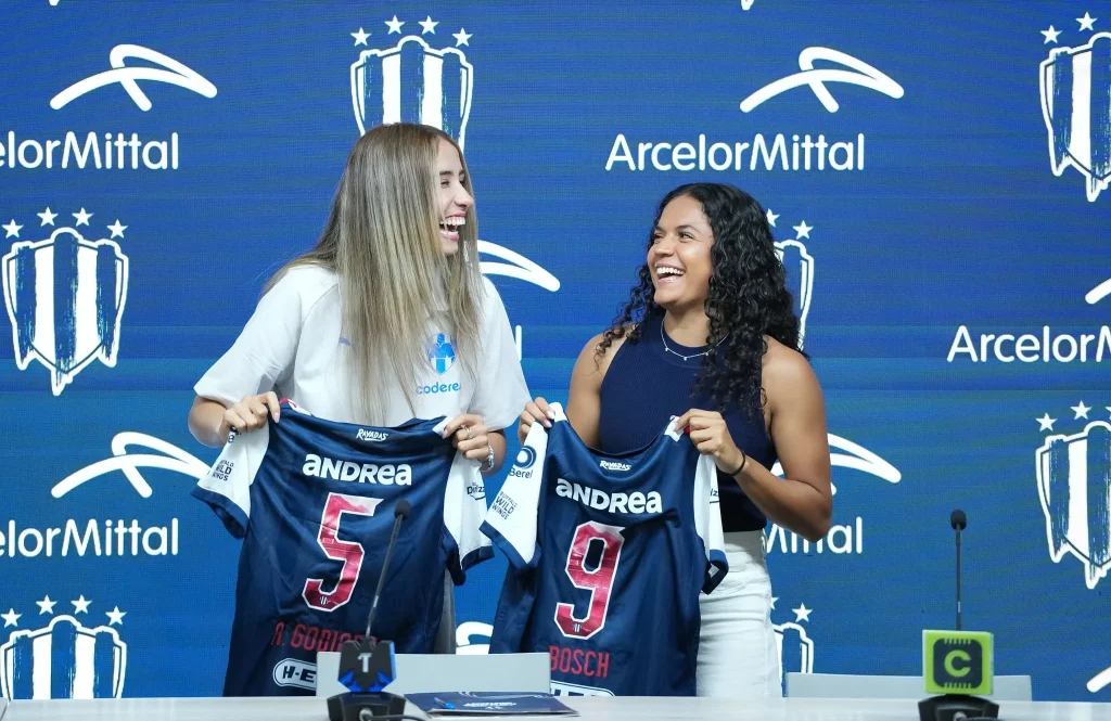 Presenta Rayadas a Lourdes Bosch y Alexandra Godínez 2 Presentación oficial de las nuevas jugadoras de Rayadas Lourdes Bosch y Alexandra Godínez