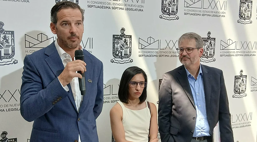 promueven-ley-coordinacion-metropolitana-nl Presentación de la propuesta de Ley de Coordinación Metropolitana en el Congreso de Nuevo León.