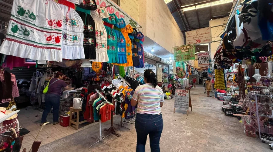 se-prepara-mercado-zaragoza-fiestas