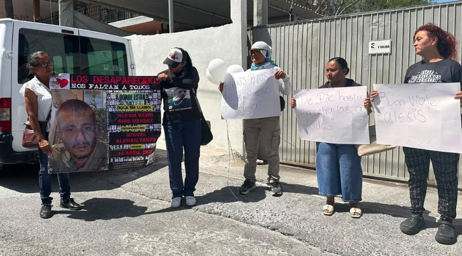 trasladan-cuerpo-joven-miguel-aleman
