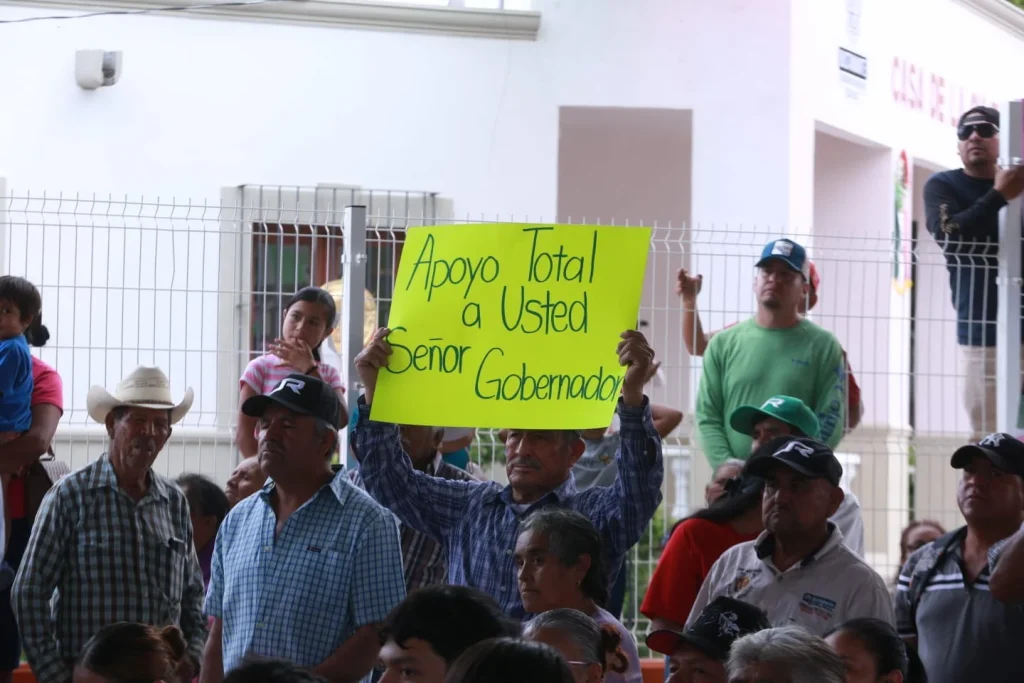 En Bustamante, Américo refrenda el respaldo de su gobierno; se prioriza agua, electrificación y vivienda 5 025118d0 04a7 41ef 8721 008d0b801b16