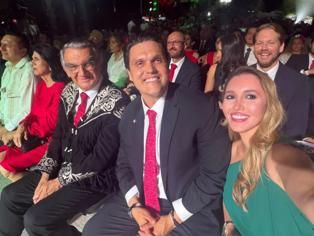 Celebra Humberto Prieto junto a Américo el 216 aniversario del inicio de la independencia mexicana 4 0f59152a a083 4db4 85b8 f79f6b62e8ec