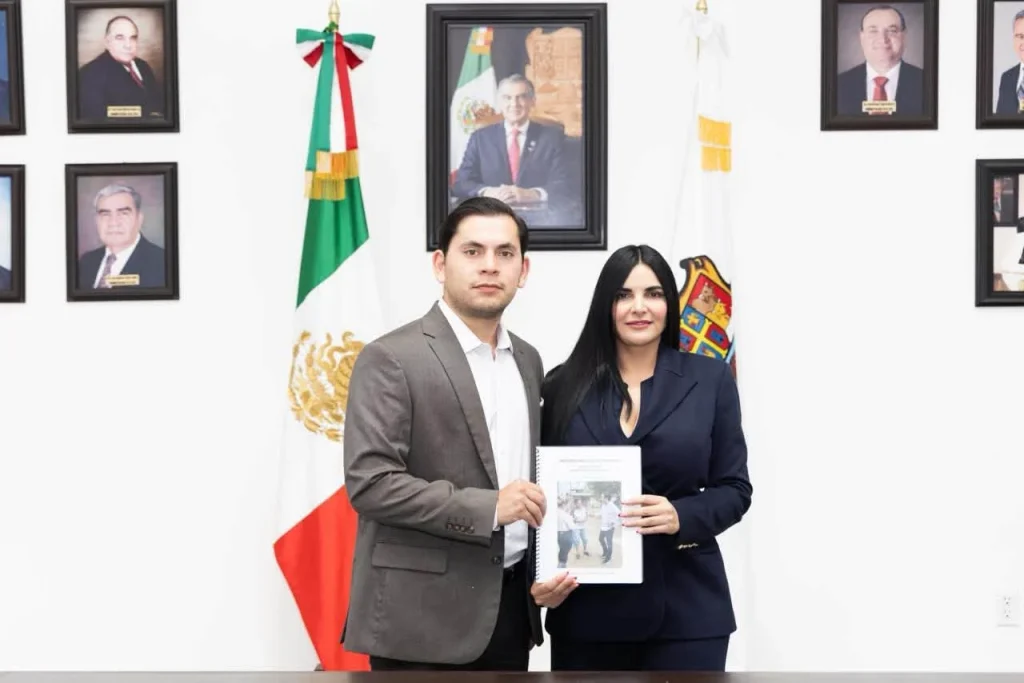 Realizan segunda sesión solemne del Cabildo de Díaz Ordaz 4 1bf268d6 f014 4f11 8706 fe0db0c4ea28