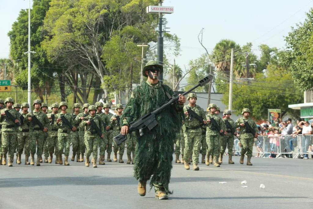 Américo preside desfile cívico-militar por el 216 aniversario de la Independencia 3 3b2604cf 4870 4f7e a21a 2b153c217b4a