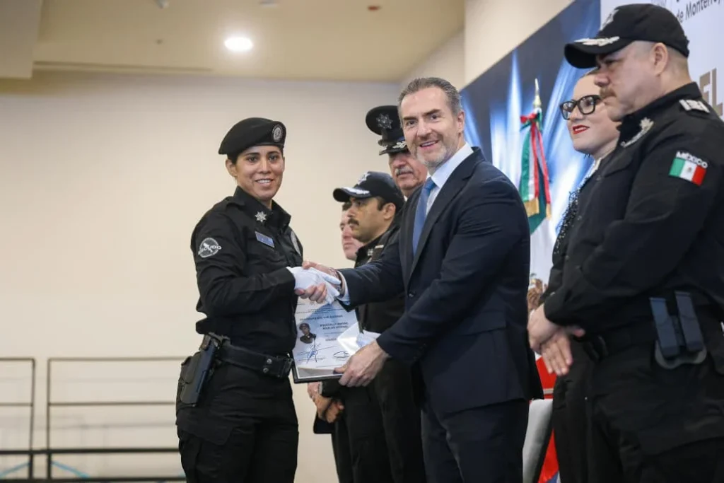 Ascienden a 100 policías y tránsitos de Monterrey 3 3e8dbe12 55fa 4008 885a 17cf9720b8f1