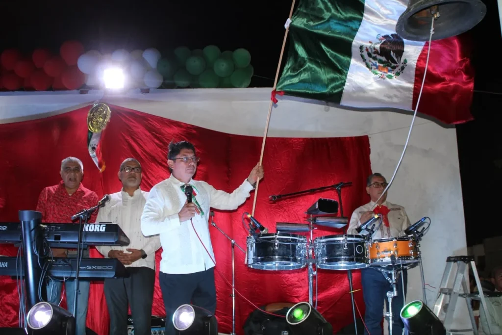 Marcelo Olán convive con familias en noche mexicana de Puerta Grande 1 3f535ec3 1de0 428e b1f5 27993ef19dbd
