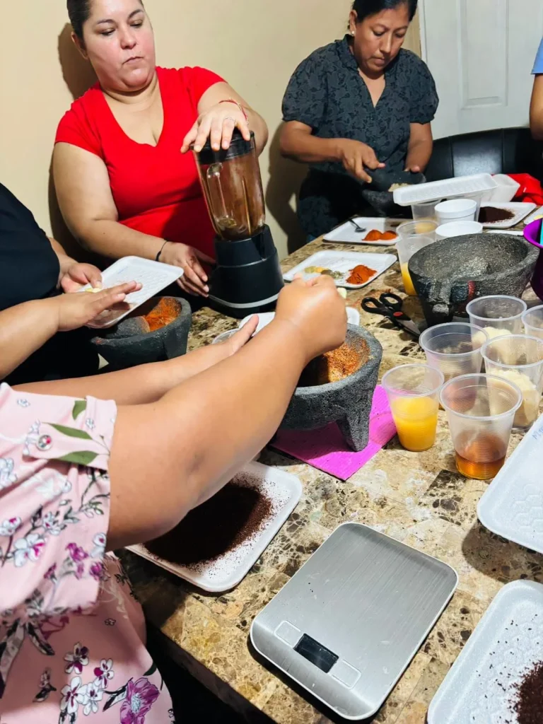 Capacitan a mujeres de Los Villarreales con curso de chorizo artesanal 2 40bf2f62 90a2 4370 a860 95b9c6ab8a1f