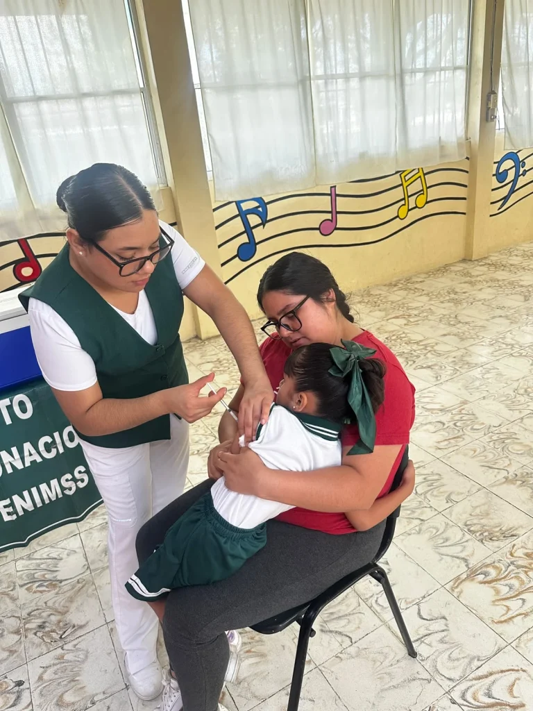 Realiza IMSS Tamaulipas jornada de vacunación 2 53d036e4 fa88 490a 963f b89b1bd5d5c1