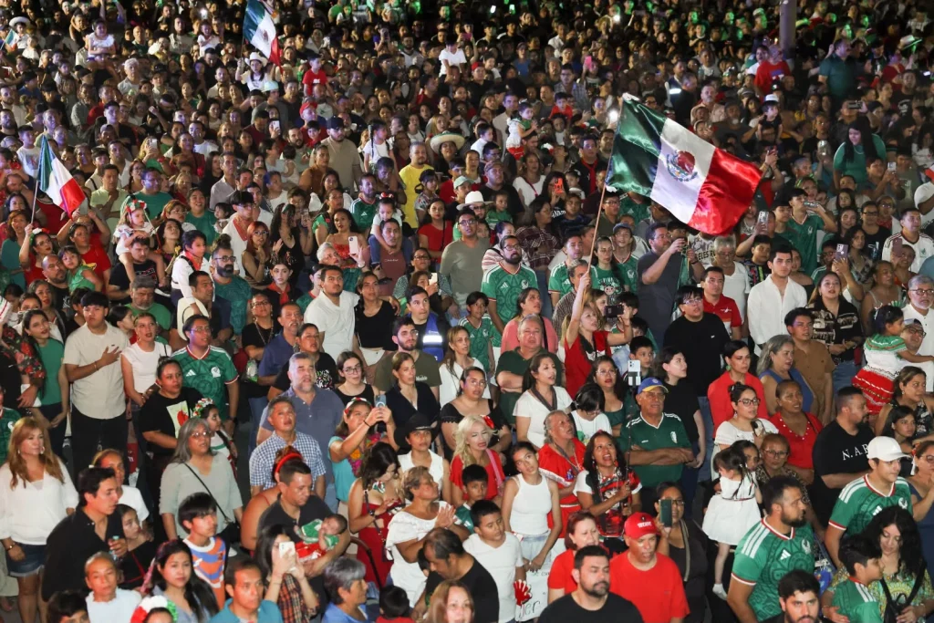 Asisten 10 mil personas a festejo del 15 de Septiembre de Daniel Carrillo en San Nicolás 9 683b8637 2df6 4c34 9000 b740124046a2