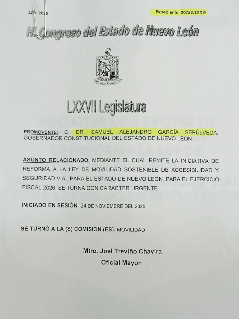 Pase turístico vehicular confronta a diputados en el Congreso de NL 2 752229916 1092529656858942 4792250820881809271 n