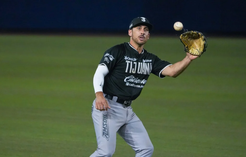 Cae Sultanes y Toros toma ventaja en la Final de Zona Norte 1 786656528 28820106610989042 5605435355831883828 n