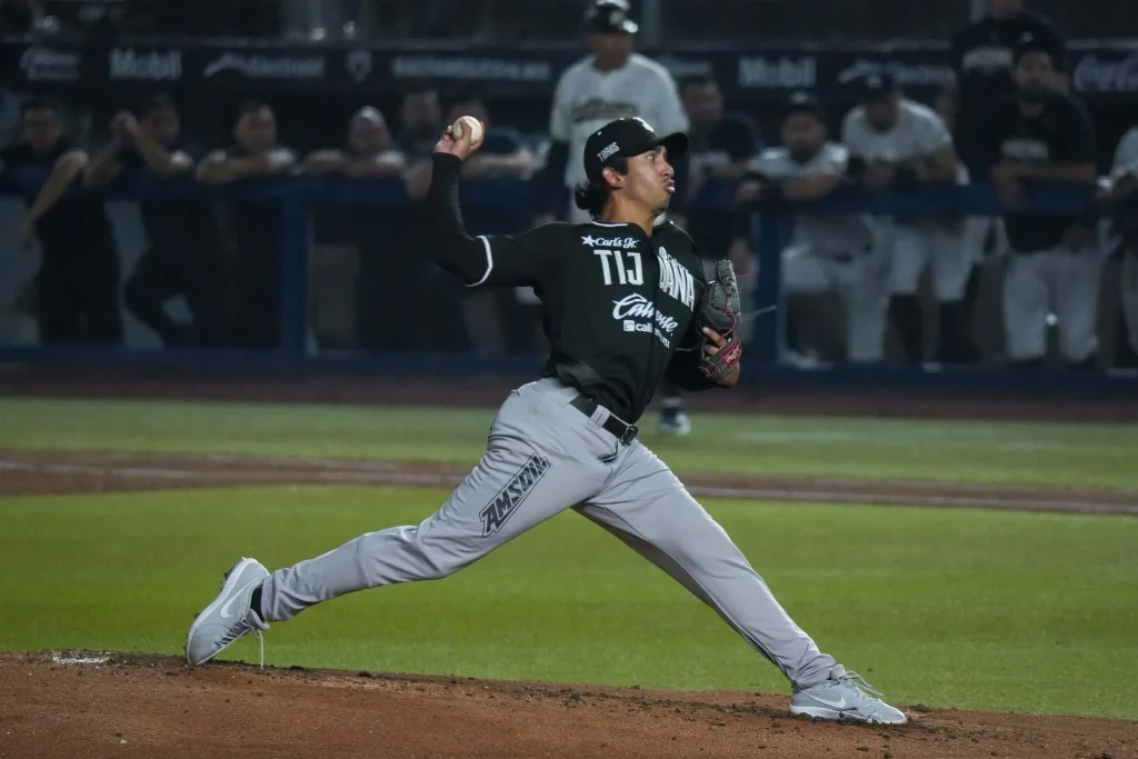 Cae Sultanes y Toros toma ventaja en la Final de Zona Norte 10 788584592 2255605638341465 7432651259639343067 n