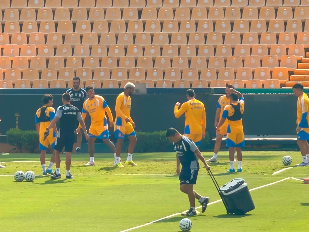 César Araújo se reincorpora a Tigres 1 792999208 986447677789378 2386549449914907470 n