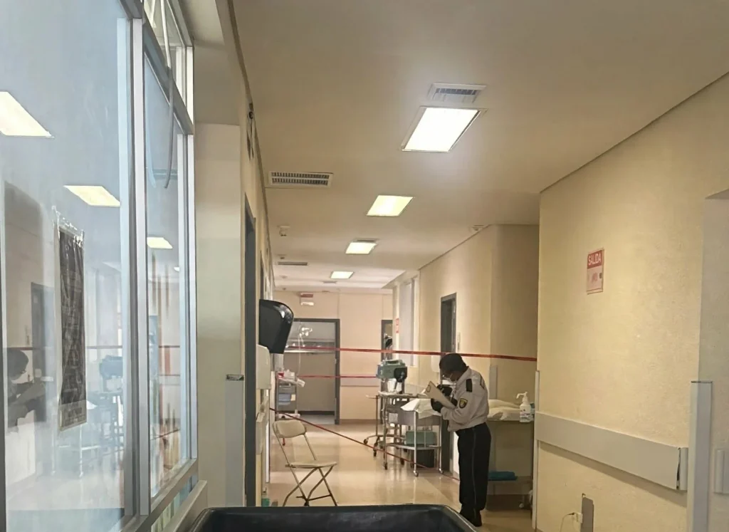 Evacuan a pacientes del Hospital Regional del ISSSTE en Monterrey por humo en cuarto de máquinas (VIDEO) 1 793593237 1737403654472327 3649106376399271196 n
