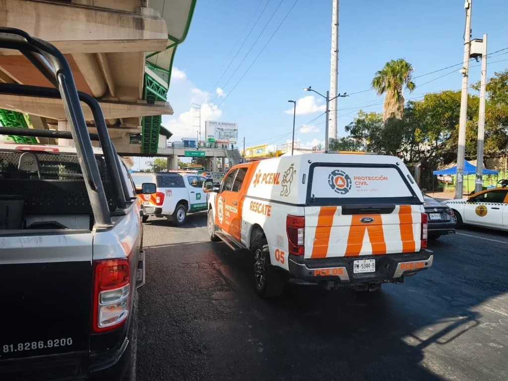 Mujer se lesiona tras caer de andén de la estación Sendero, en Escobedo 3 794724690 1616230479864136 3474554463511760799 n