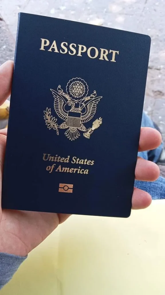Pretenden endurecer requisitos para tramitar pasaporte de niños nacidos en EU 1 795286473 1110983354942124 5581821702959871738 n