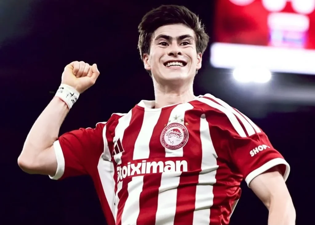 Brilla 'Hormiga' González en Copa de Grecia 1 798392554 1634686151330073 1377538870689301290 n