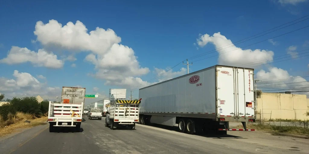 Reportan extorsiones al transporte foráneo; descartan robos de carga en Tamaulipas 2 799083913 28916261154641737 5112555293824254457 n