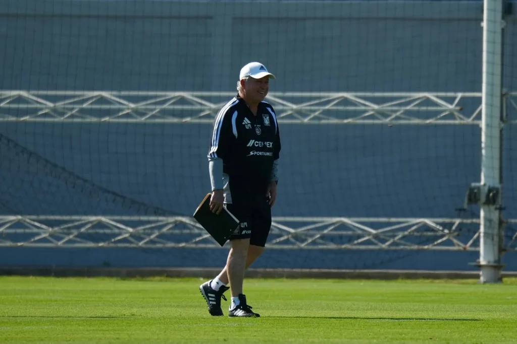 Revela Vucetich trabas por fichajes: Gómez cerca, Martínez se complica 1 801353904 1081798314784236 5888029999075935213 n