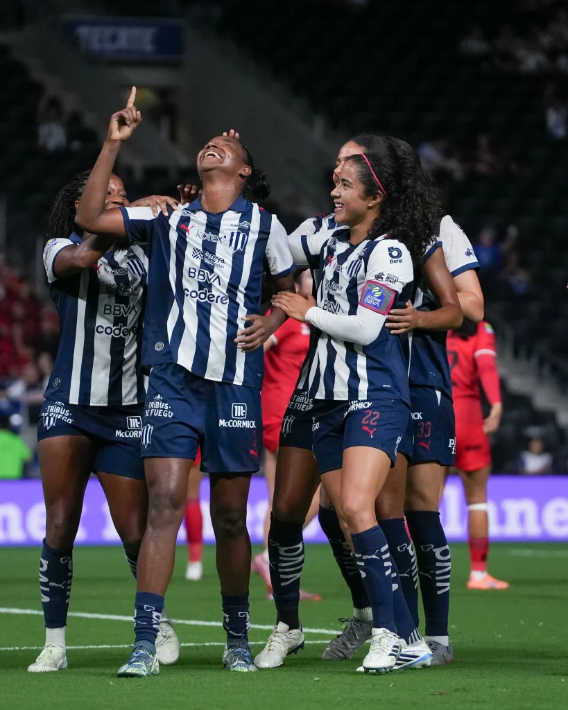 ¡Historia! Rayadas golea 10-0 a Necaxa 1 813100442 2657289084730861 4214649599238472663 n