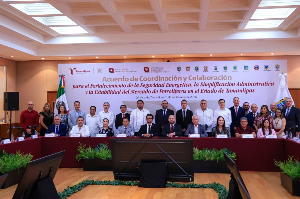 Firman Gobierno, municipios y sector gasolinero acuerdo para la Seguridad Energética 2 81670368 762d 4706 997d fedfc7a1a3a7