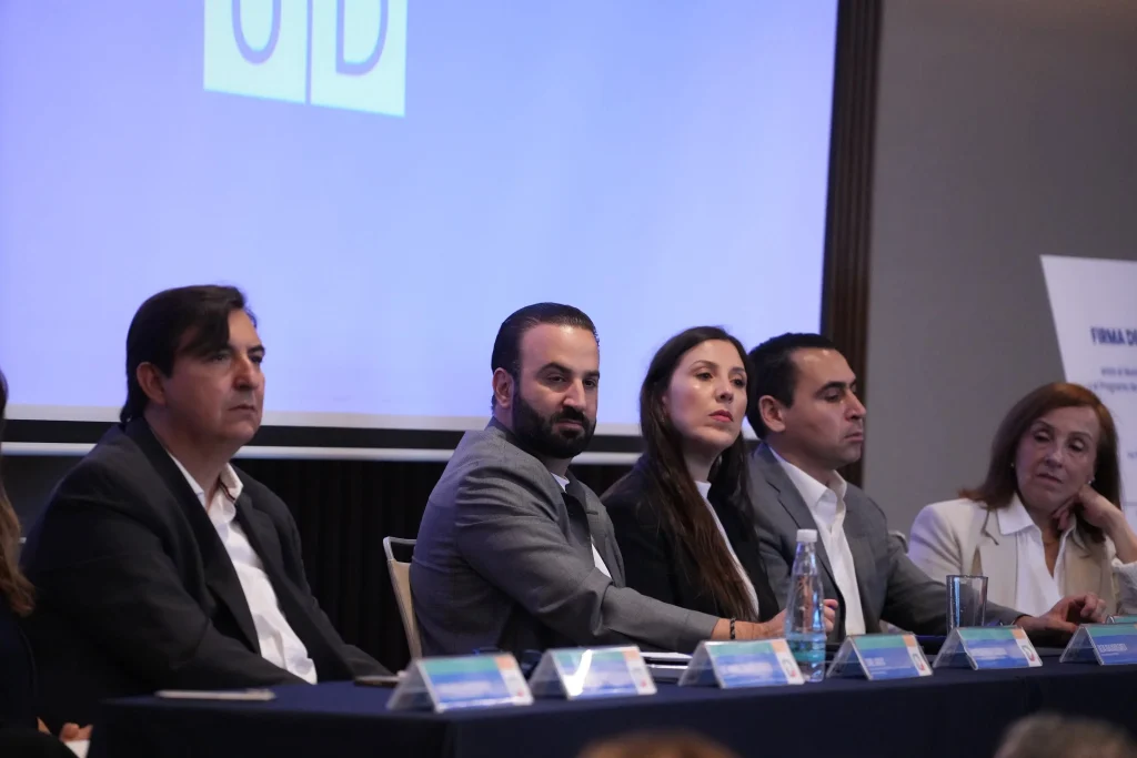 Firma San Pedro convenio con la ONU 6 818010485 1999688567359958 9015821812358313007 n