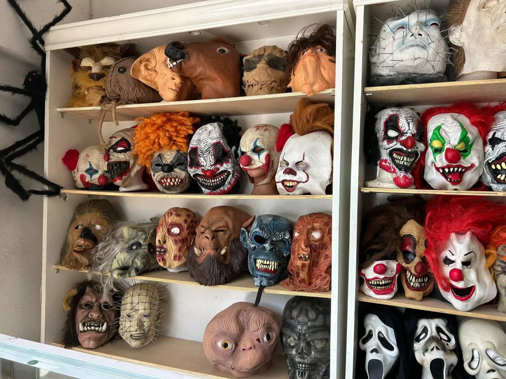 Comerciantes esperan repunte en ventas de disfraces de Halloween 1 825309702 4083856148586094 3116514657472476744 n