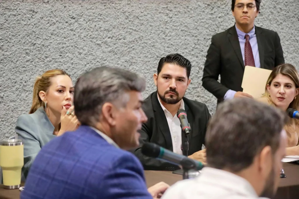 Instala Congreso de NL Comisión Especial para atender “apagones” 1 829472600 2393616207840565 715340100724714393 n