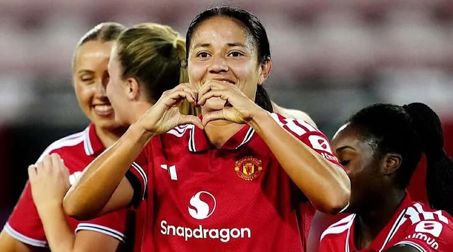 829647144_1611040264095790_5462330120571412111_n Vuelve a anotar Rebeca Bernal con el Manchester United