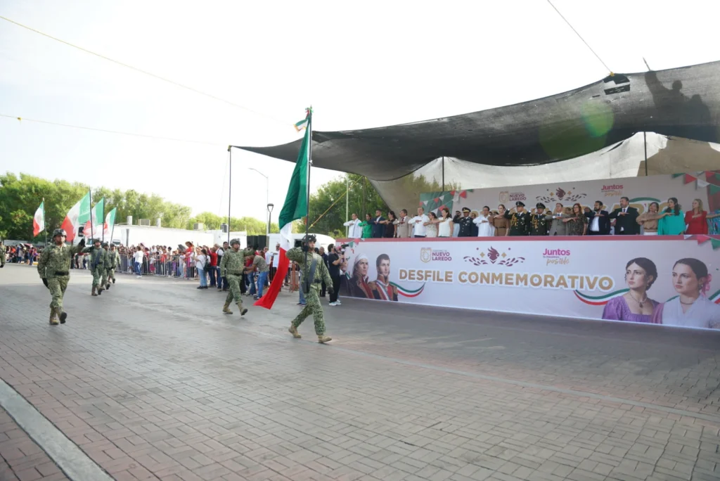Carmen Lilia presente en tradicional desfile cívico del Día de la Independencia 4 84356c21 e2f3 41de 9839 91bad8ff5c0a
