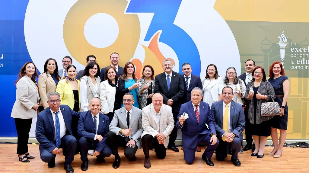 Celebra UANL 93 años de historia, identidad y compromiso con la sociedad 3 93 aniversario uanl directores facultades