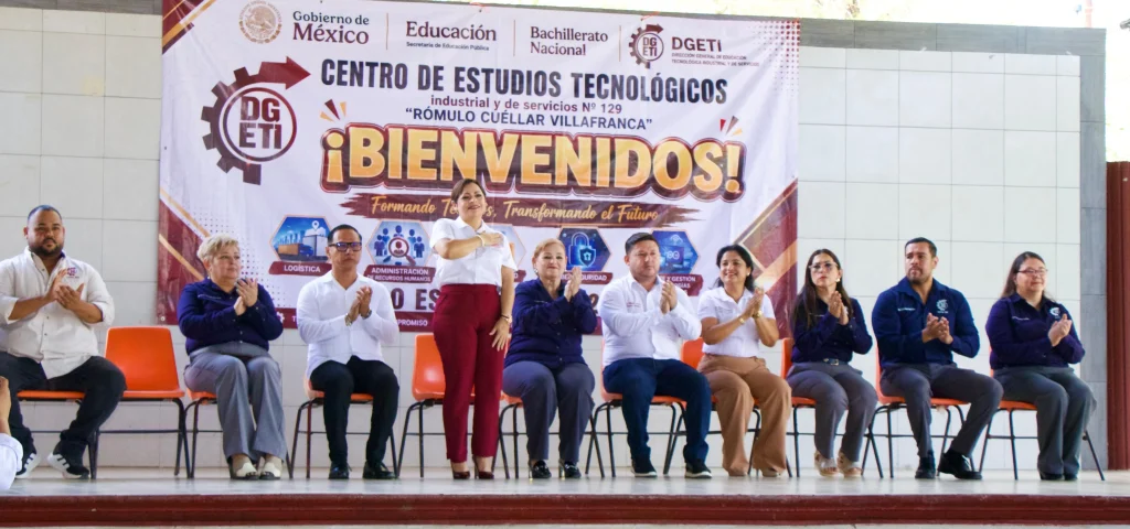 Verónica Aguirre encabeza inicio de ciclo escolar en CETis 129 2 9514e059 06d7 4a84 8777 c74e4b353623
