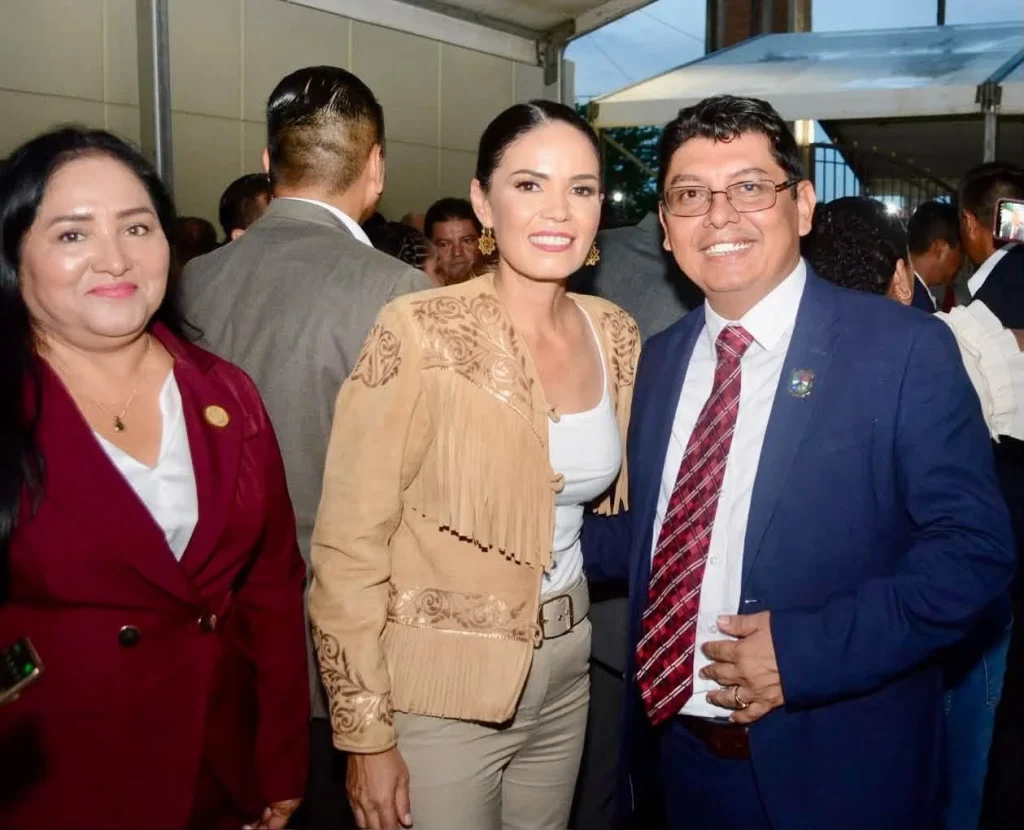Marcelo Olán acompaña al Gobernador en segundos informes de Abasolo y Jiménez 2 99f94f38 f2e0 4351 8690 14ba1c77b7c6
