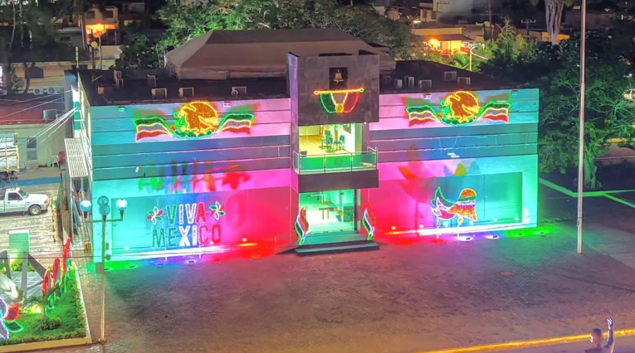 Erasmo González invita a un ambiente patrio y familiar en Ciudad Madero