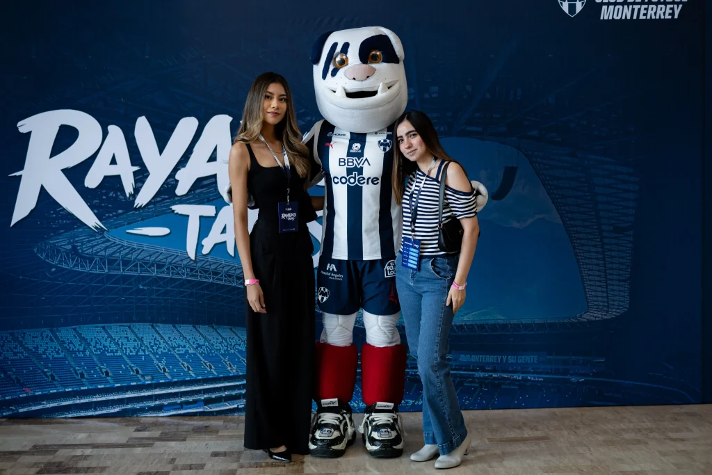 Dialogan sobre el Mundial en Rayados Talks 1 HShoyX2XUAAcG1p