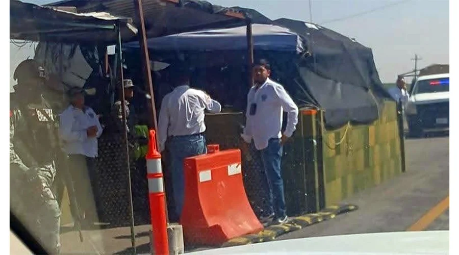 Visita personal de DH retén en carretera Reynosa-Monterrey tras quejas ciudadanas 1 RETEN