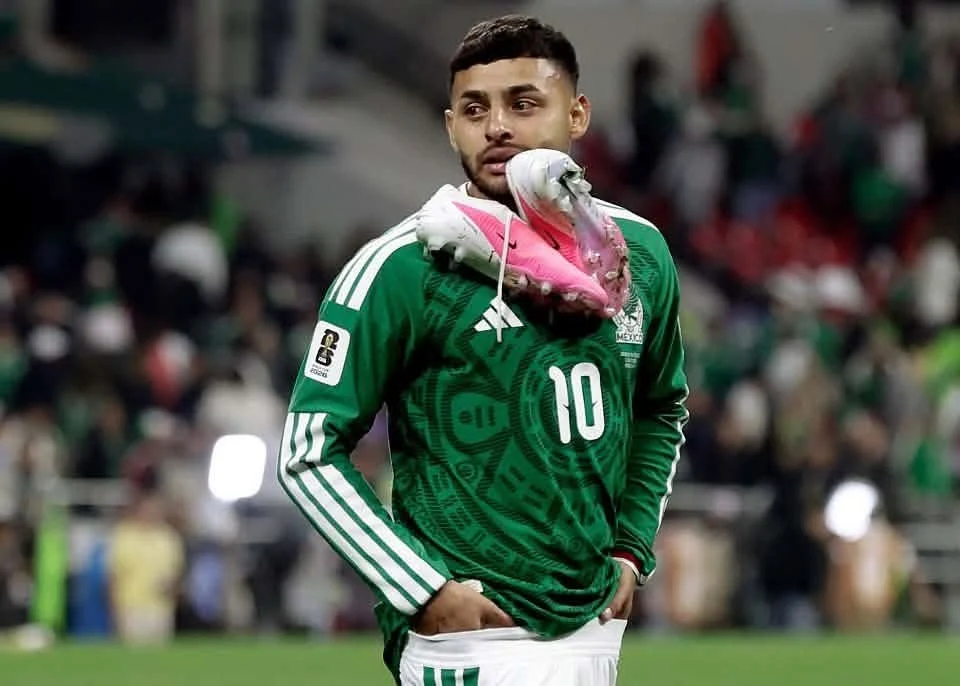 alexis-vega-retiro-seleccion Alexis Vega analiza su retiro de la Selección Mexicana tras su participación en la Copa del Mundo