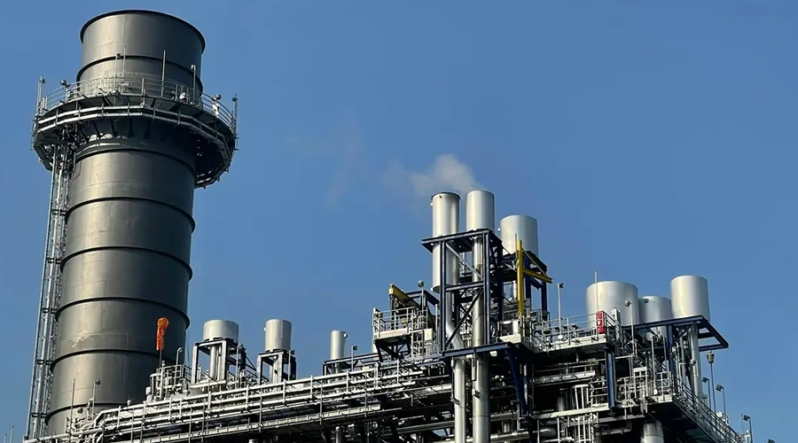 anuncia-pemex-acciones-refineria-monterrey Instalaciones donde anuncia Pemex acciones ante reportes de olores en Monterrey.