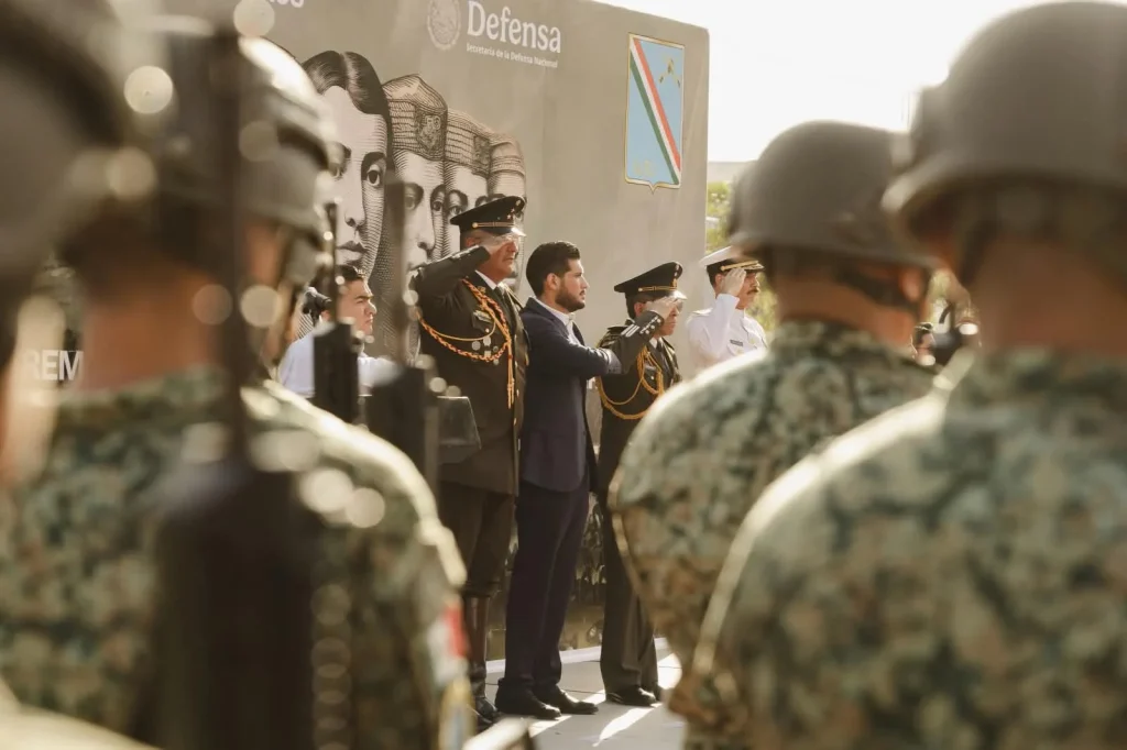 Beto Granados encabeza ceremonia solemne en honor a los Niños Héroes 5 d5ca66d0 daff 4aaa 81b2 b378518b2446