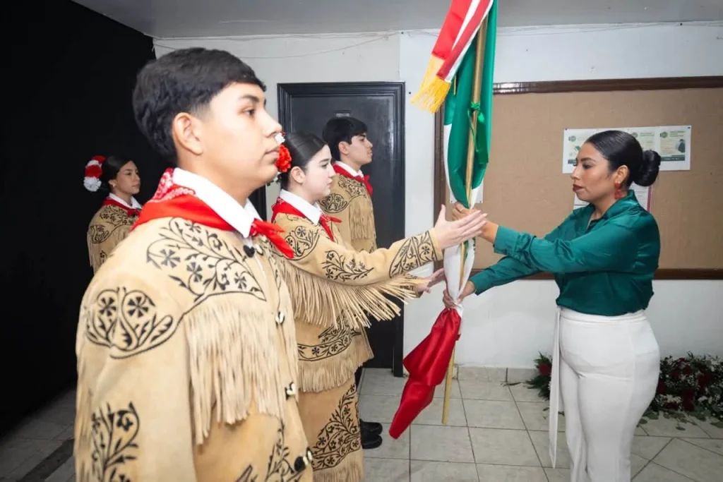 Nataly García Díaz preside ceremonia del Grito de Dolores 8 dbffd490 dc3d 4cb5 ba62 b9c59c5f0779