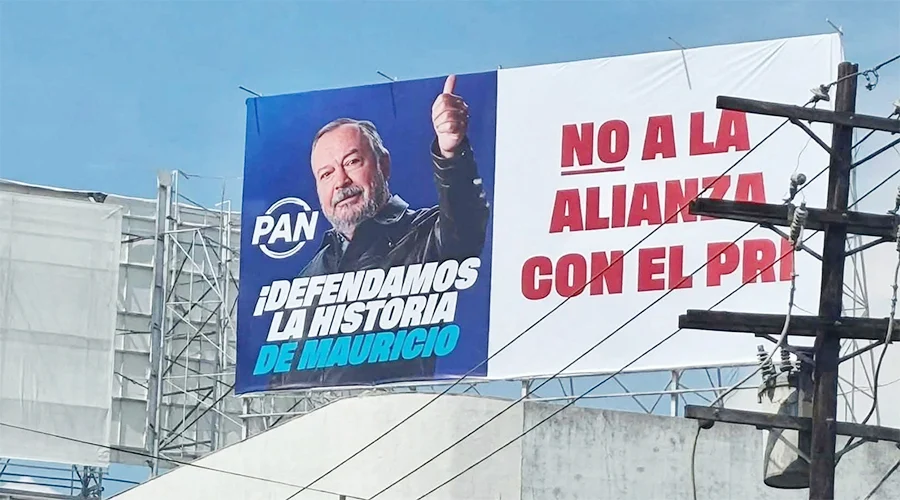 denuncia-pan-guerra-sucia-espectaculares Denuncia PAN guerra sucia en espectaculares contra alianza con el PRI en Monterrey.