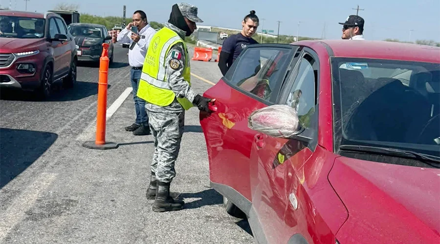 derechos-de-ciudadanos-retenes-carreteros Orientan sobre derechos de ciudadanos en retenes carreteros en Reynosa