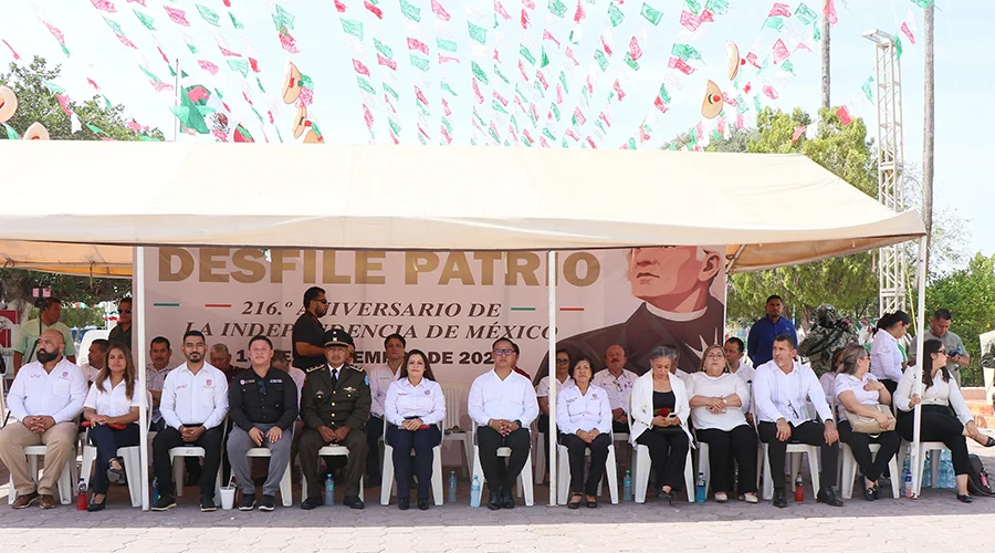 desfile-independencia-san-fernando Contingente escolar participa en el desfile del 216.º Aniversario del Inicio de la Independencia de México en San Fernando.