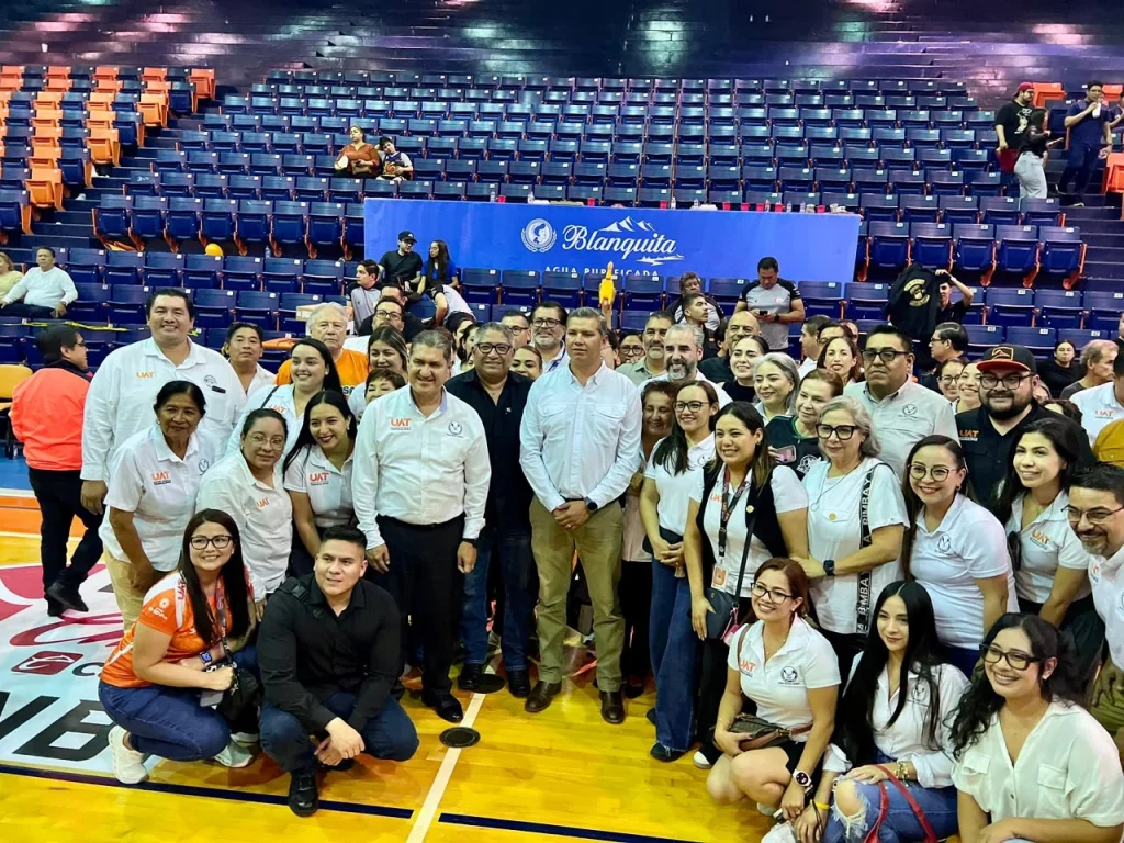 Acompaña Eduardo López Arias partido del Correcaminos en Gimnasio UAT 1 e046493e f176 4ab0 ac25 d22b2268b731