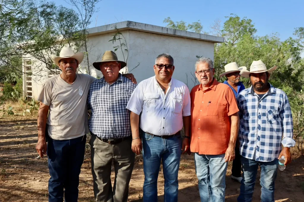 Eduardo López Arias fortalece diálogo con familias de Congregación Garza 1 eab5315c 01fe 4471 9c5d 36d767681a8d
