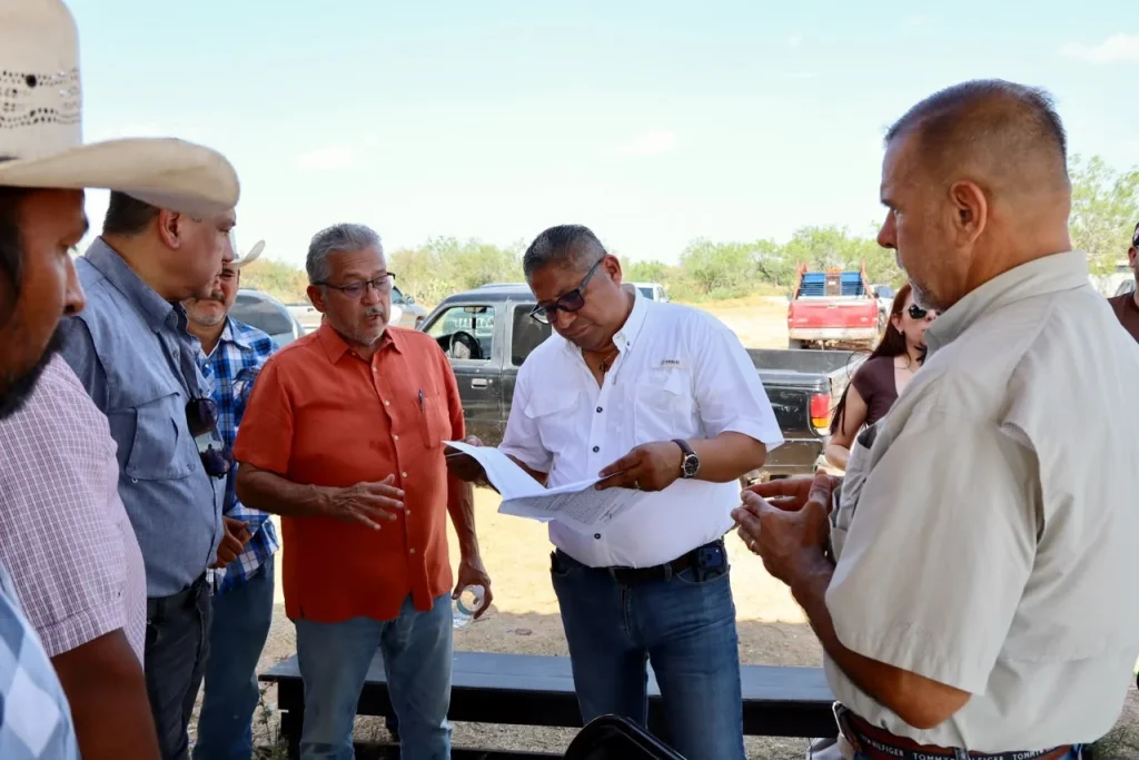Eduardo López Arias fortalece diálogo con familias de Congregación Garza 3 ec52e3dc 4e53 4751 a3af 81147dbe393e