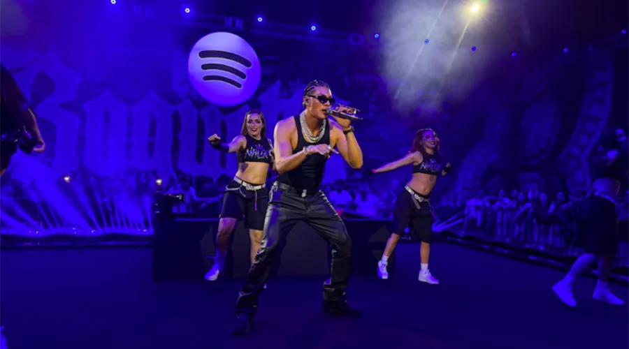 el-bogueto-ofrece-show-privado-asisten-700-personas el-bogueto-ofrece-show-privado-asisten-700-personas