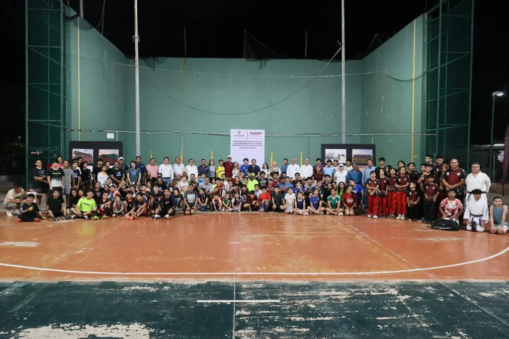 Erasmo impulsa inversión de 6.6 mdp para rehabilitar unidad deportiva 1 erasmo unidad deportiva 2