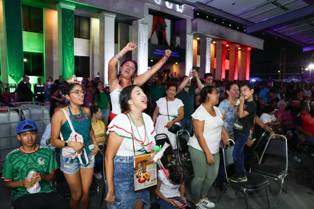 Asisten 10 mil personas a festejo del 15 de Septiembre de Daniel Carrillo en San Nicolás 1 f1f4ceec 887f 4089 9096 412828024b63
