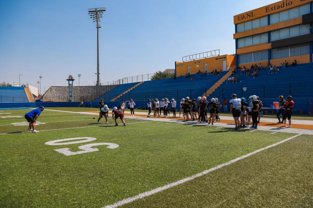 Rugirá primer equipo de futbol americano femenil en la UANL 1 Rugirá primer equipo de futbol americano femenil en la UANL